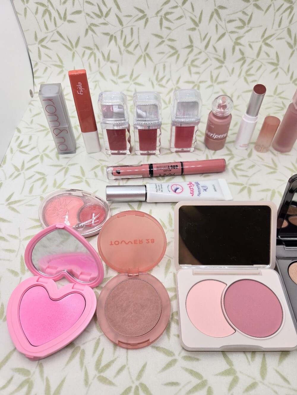 Set Of 15 Korean Pink And Peach Lipgloss, Blush, Eyeshadows